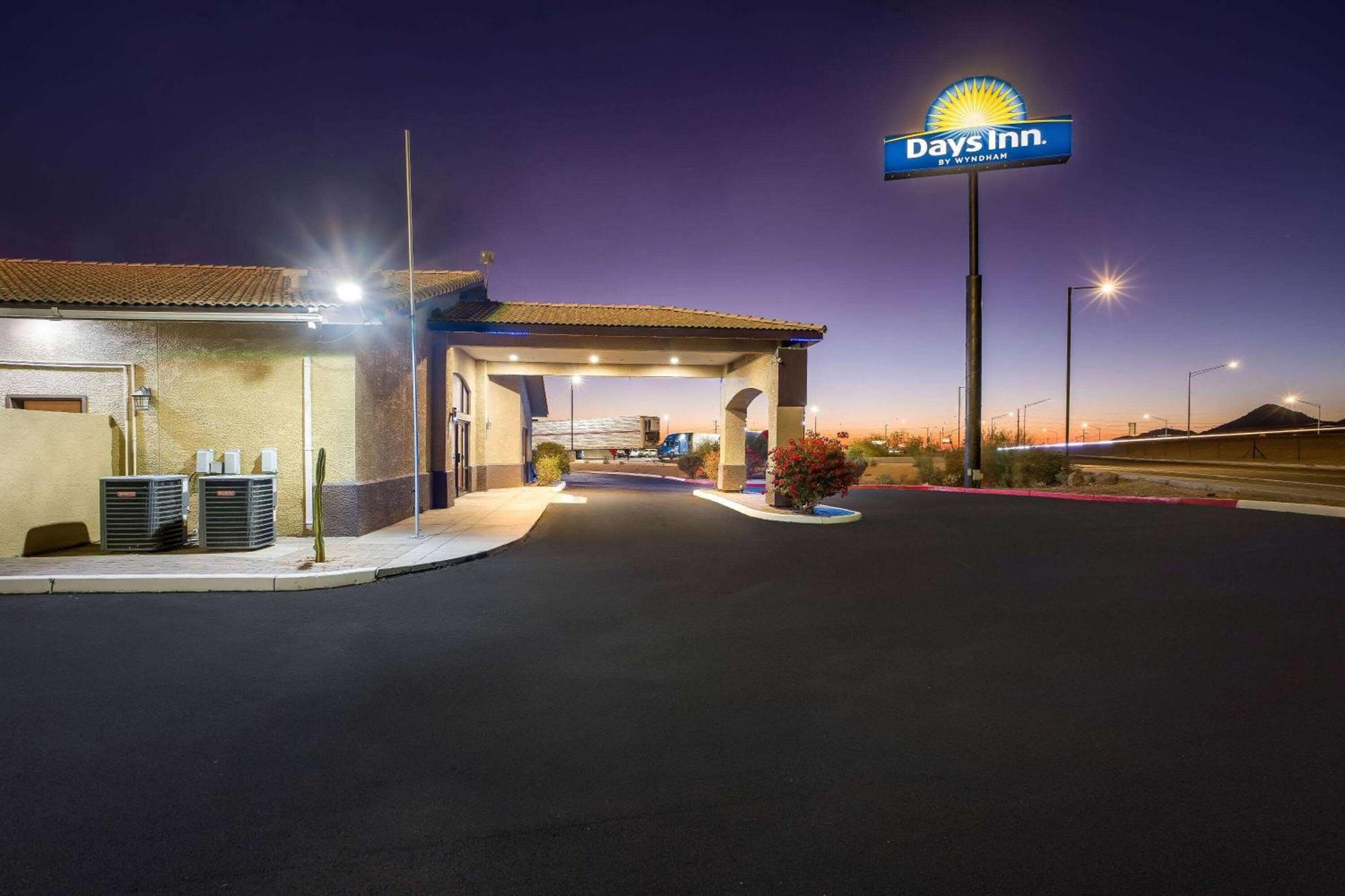 Days Inn By Wyndham בקאיי מראה חיצוני תמונה