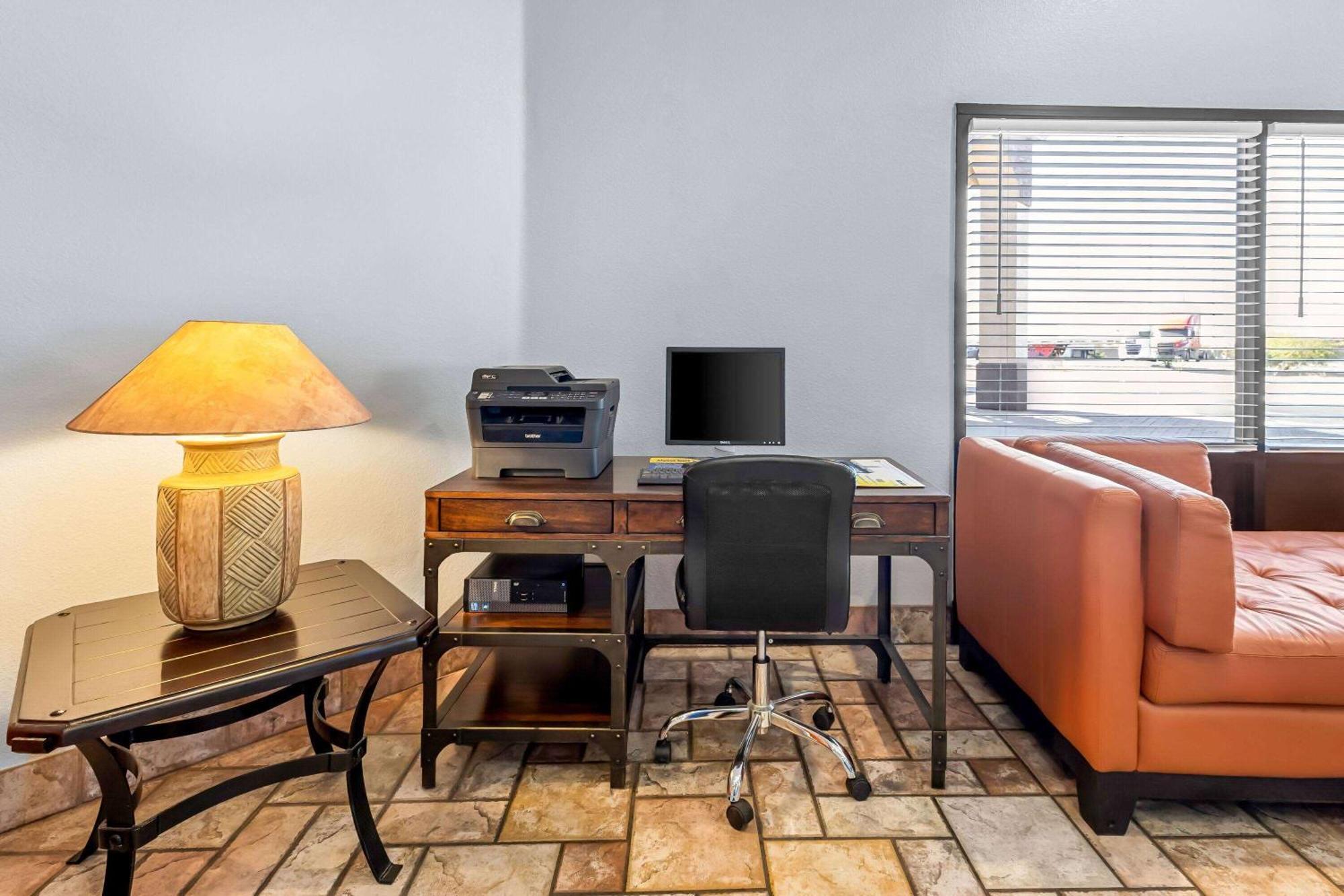 Days Inn By Wyndham בקאיי מראה חיצוני תמונה